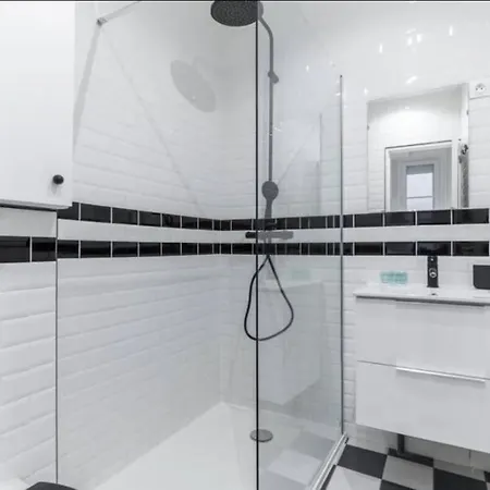 Hsh Nazareth-sentier Ii Charmant 1br * Parigi